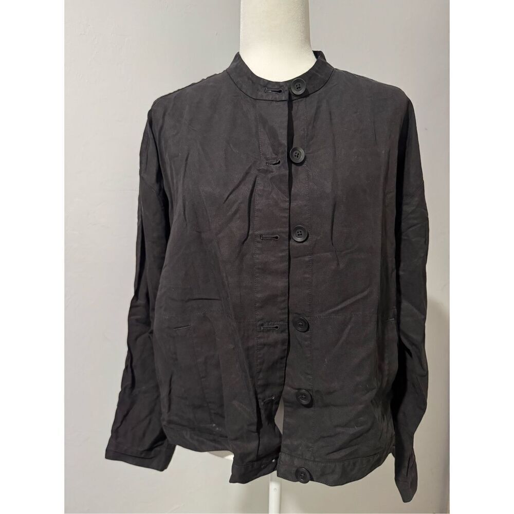 Eileen Fisher black front button light jacket top M